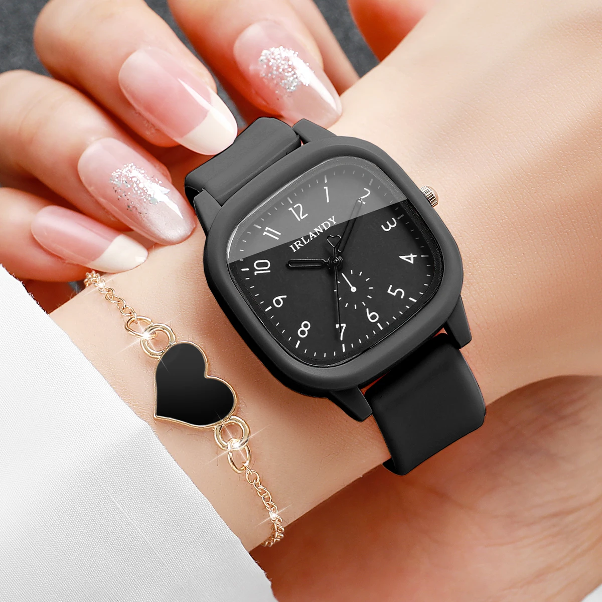 ชุดนาฬิกาควอตซ์ผู้หญิง 4 ชิ้น  - Silicone Band Women บทวิจารณ์และราคา