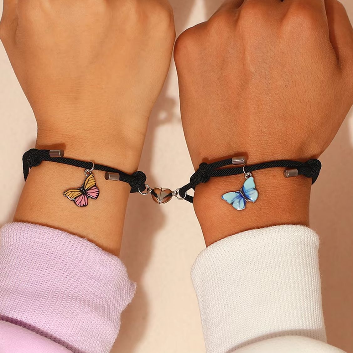 สร้อยข้อมือคู่รักเรืองแสงรูปผี - Butterfly Clasp Deployant บทวิจารณ์และราคา