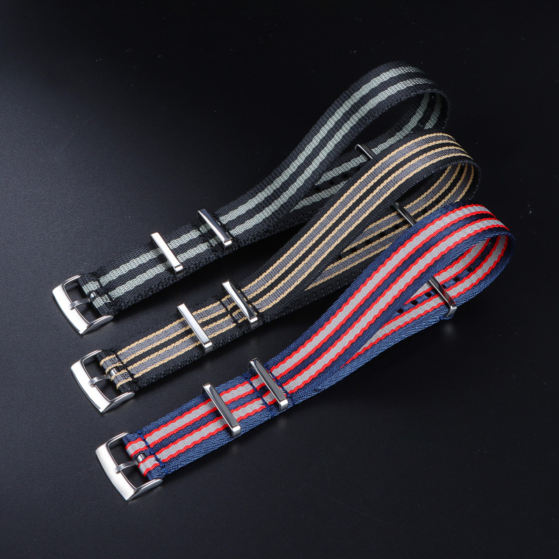 สายนาฬิกาผ้าใบไนลอนแบบพรีเมียม - Nato Strap Nylon บทวิจารณ์และราคา