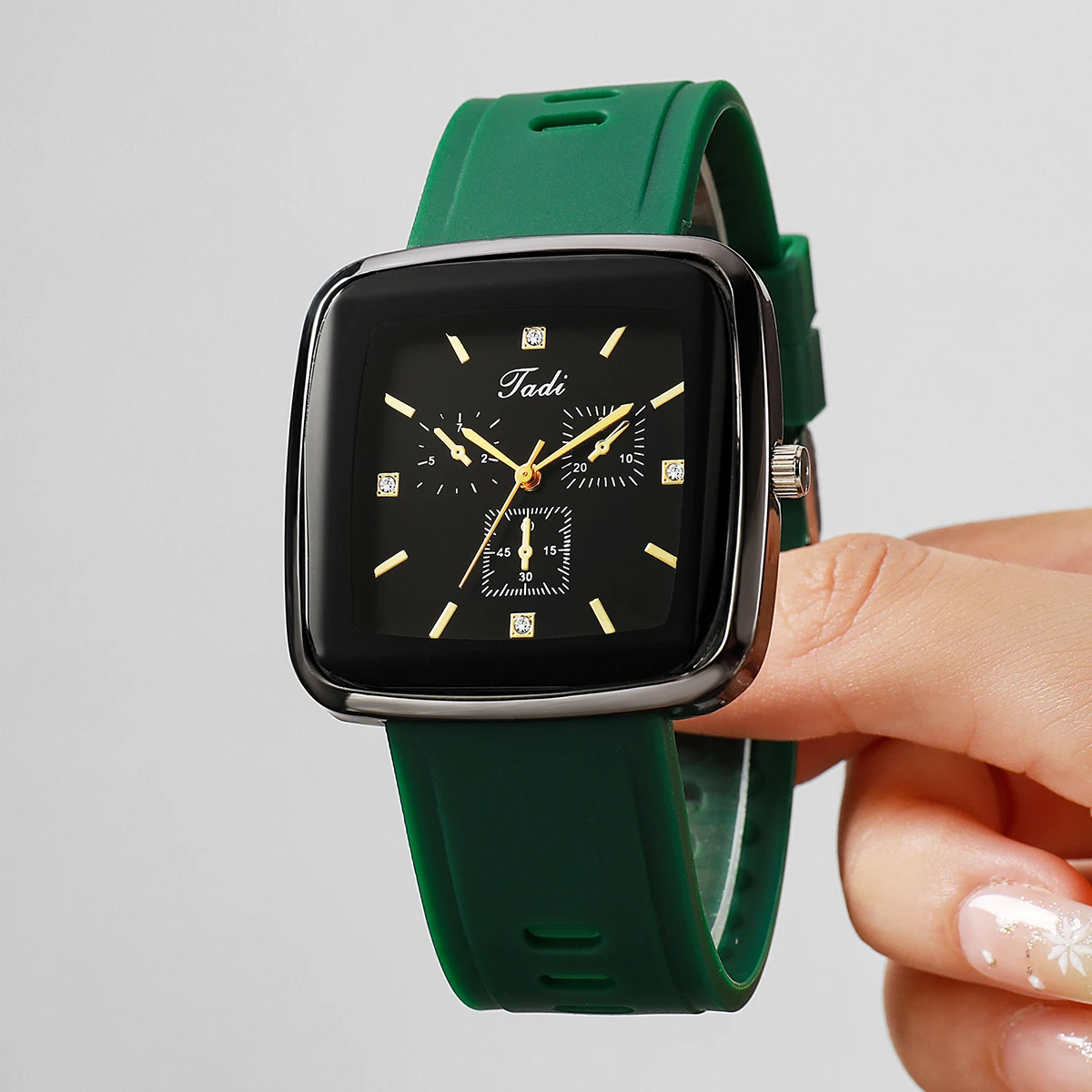 นาฬิกาข้อมือควอตซ์สำหรับผู้หญิ - Silicone Band Women บทวิจารณ์และราคา